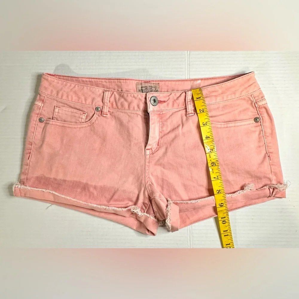 Aeropostale Jean Shorts Faded‎ Pink Distressed Frayed Hem Low Rise Size 9/10